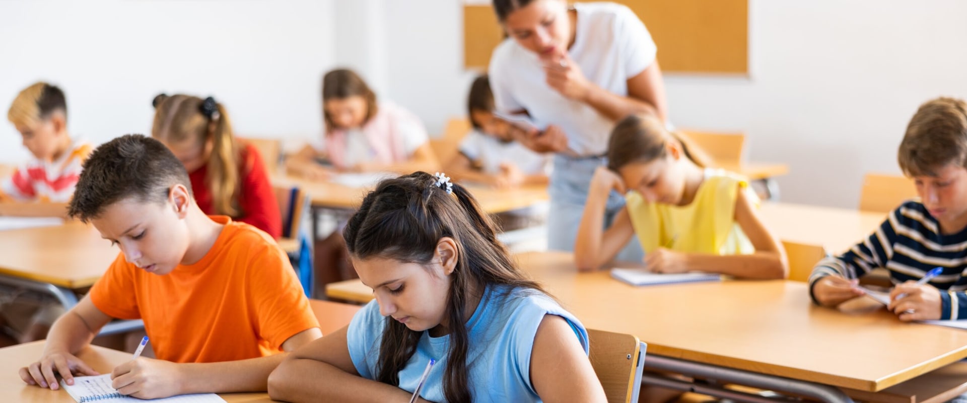 Hands-on Learning Activities for Science Tutoring: A Comprehensive Guide for Finding the Best Tutors in the UK