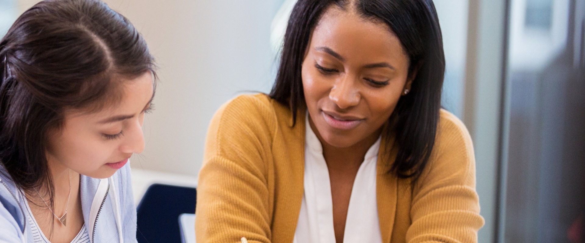The Importance of Qualifications in Choosing the Right Tutor