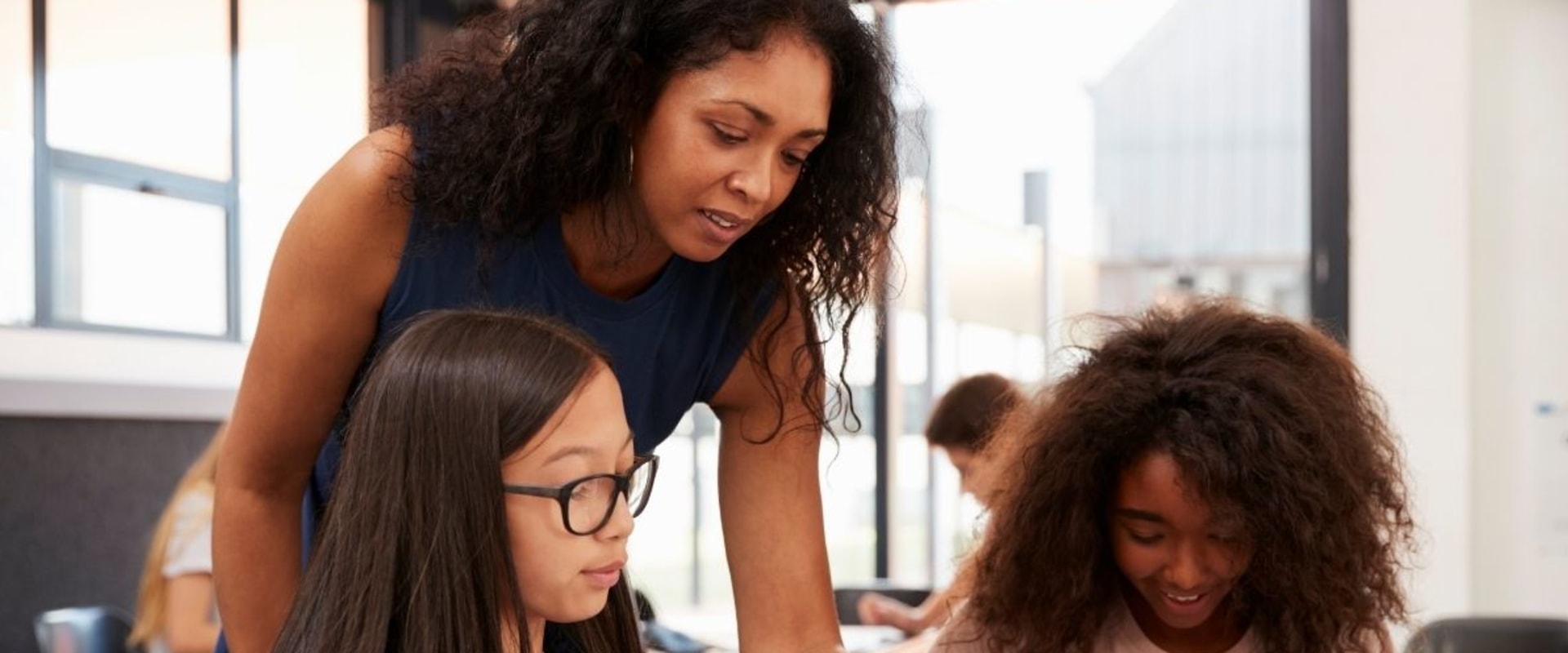 Strategies for Establishing Rapport with Students: Building Strong Connections for Effective Tutoring