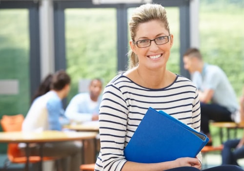 Choosing a Tutor with a Relevant Educational Background: The Essential Guide for Students in the UK